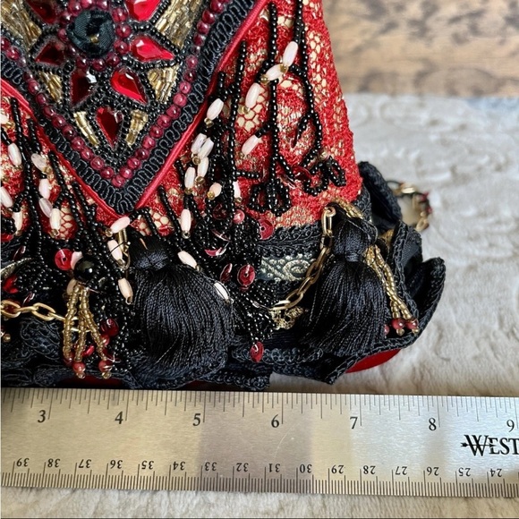 Mary Frances Red Black Beaded Embellished Hardshell Purse Artsy Southwestern - Picture 12 of 16